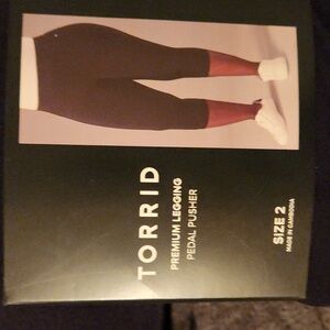 Torrid Black Premium Pedal Pusher Leggings Size 2